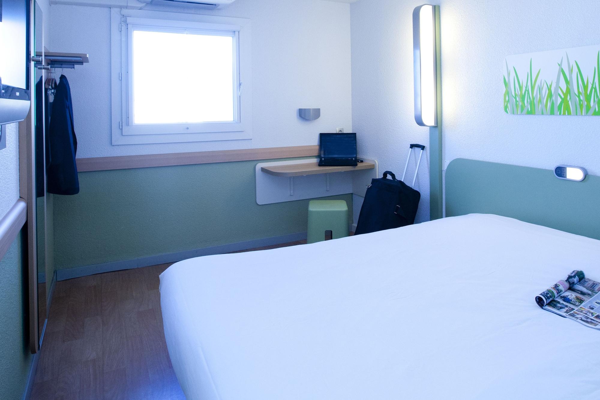 Ibis Budget Marseille Vieux Port Esterno foto