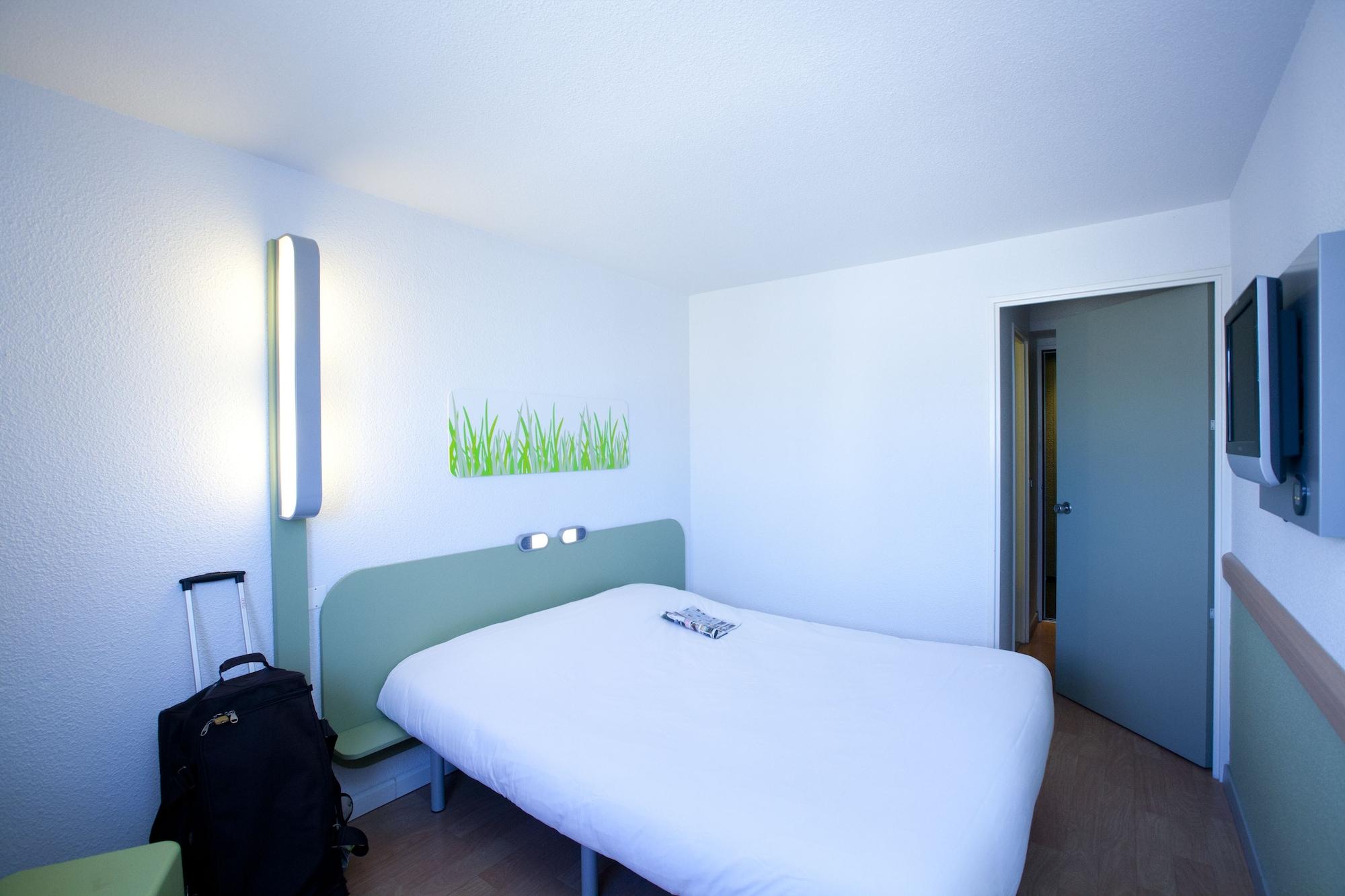 Ibis Budget Marseille Vieux Port Esterno foto