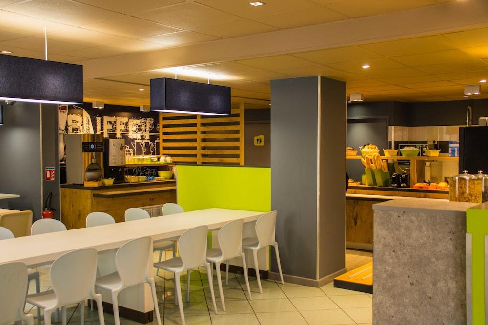 Ibis Budget Marseille Vieux Port Esterno foto