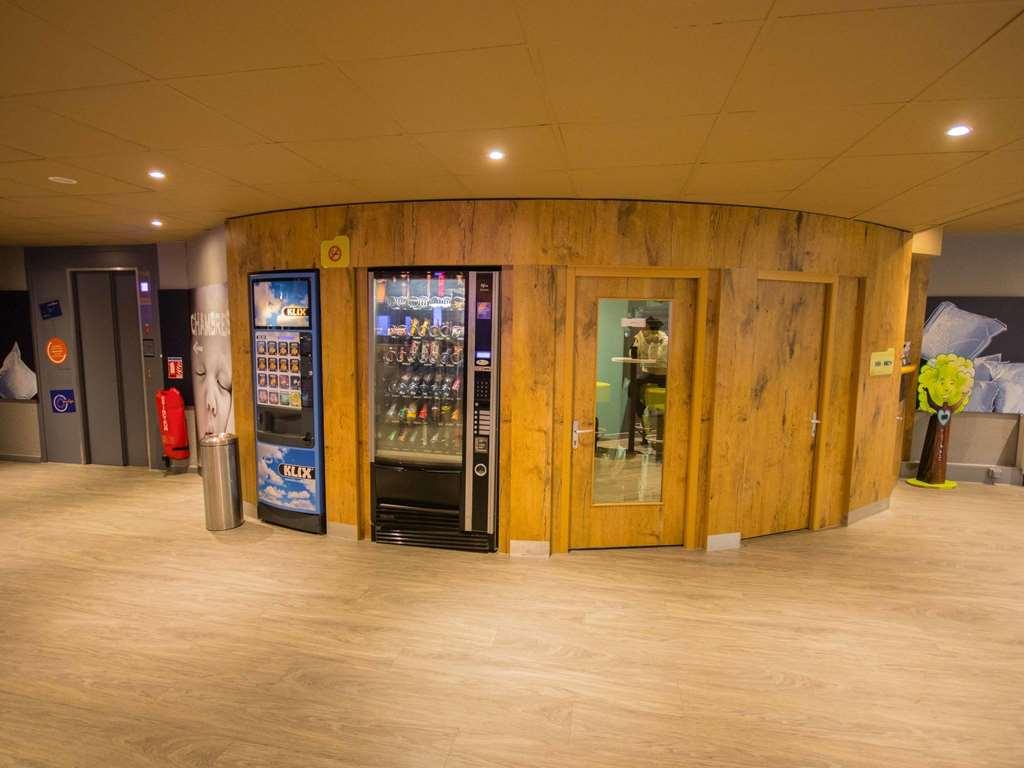 Ibis Budget Marseille Vieux Port Esterno foto