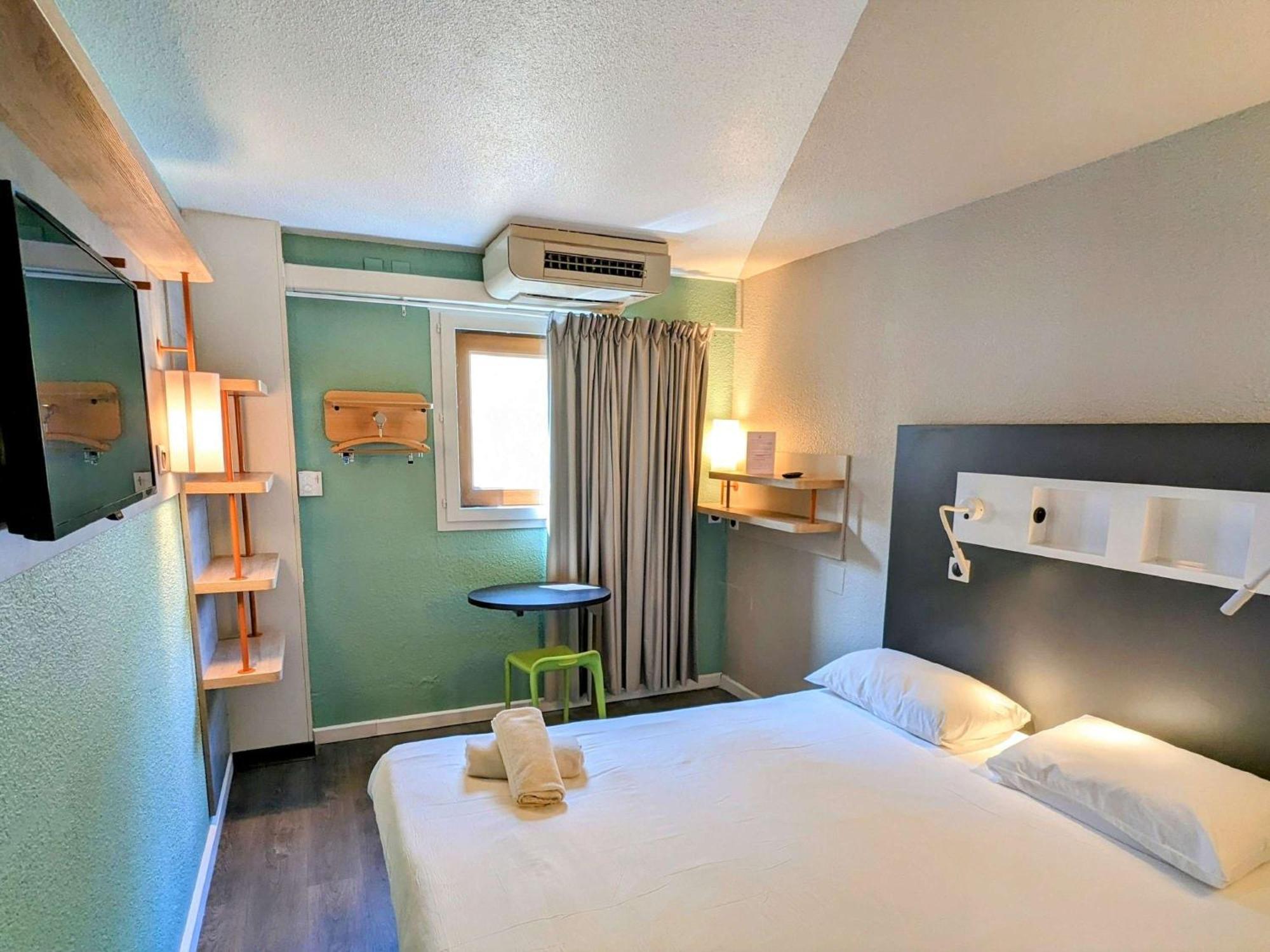Ibis Budget Marseille Vieux Port Esterno foto