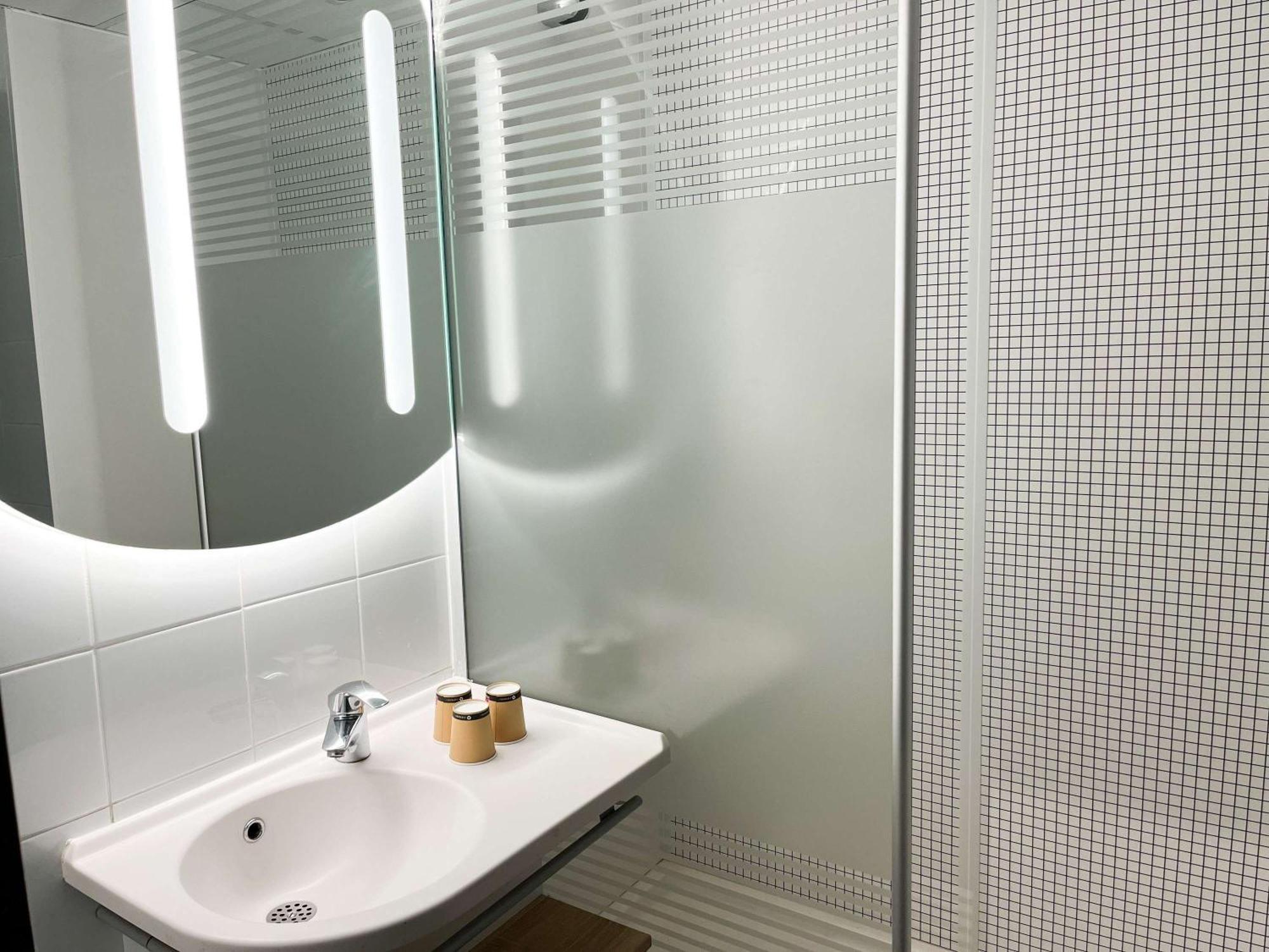 Ibis Budget Marseille Vieux Port Esterno foto