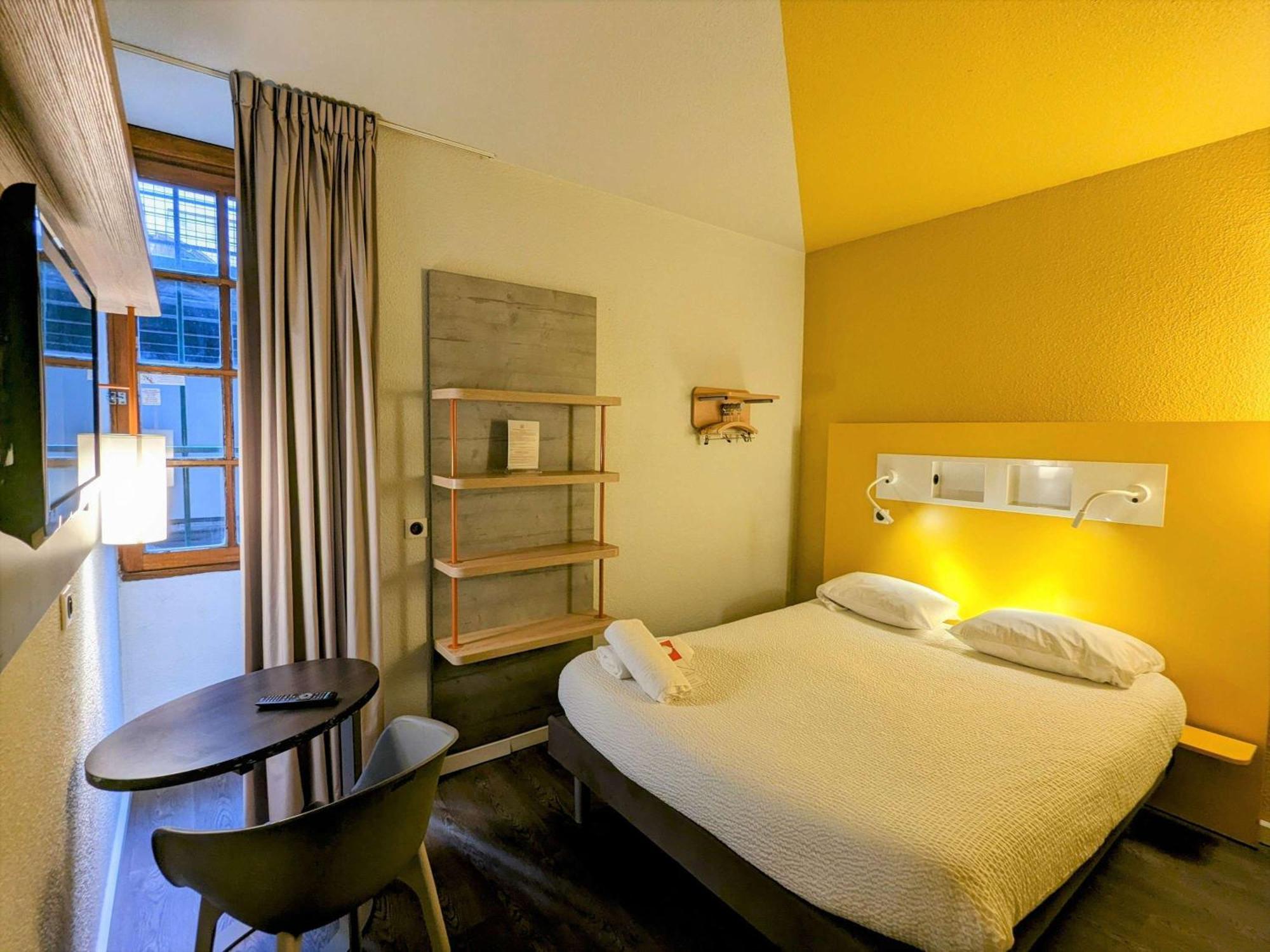 Ibis Budget Marseille Vieux Port Esterno foto