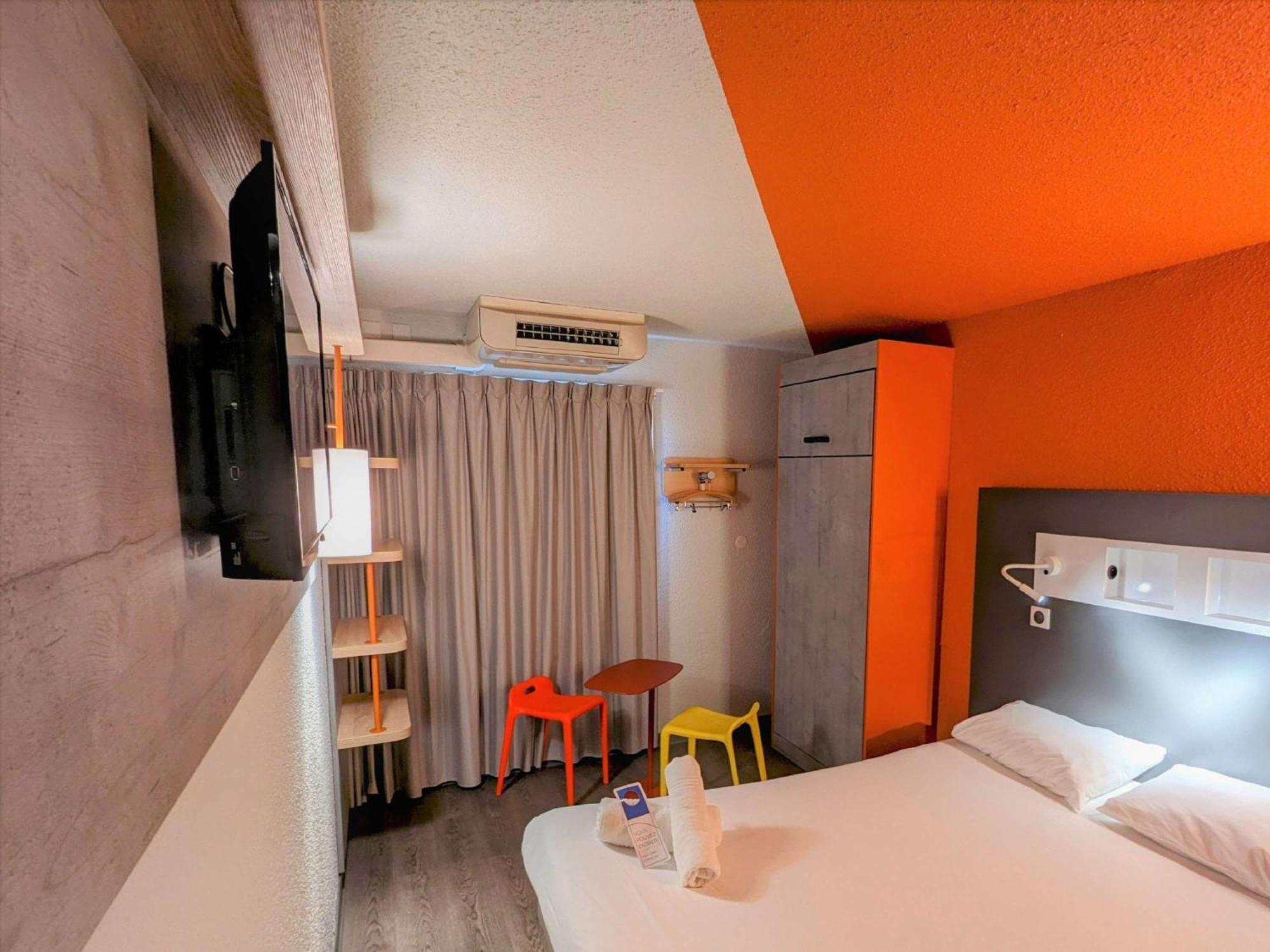 Ibis Budget Marseille Vieux Port Esterno foto
